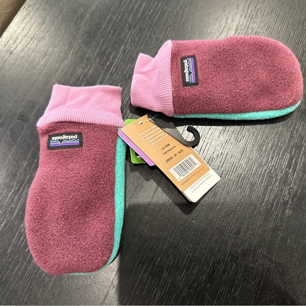 Baby Patagonia Mittens